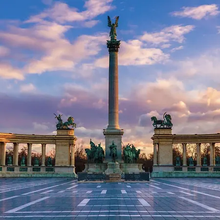 Hubner * Budapest